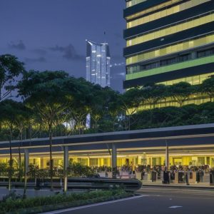 Menemukan Keindahan di Tengah Kota: Pengalaman Wisata Bandara dan Hotel Lingkungan Terintegrasi